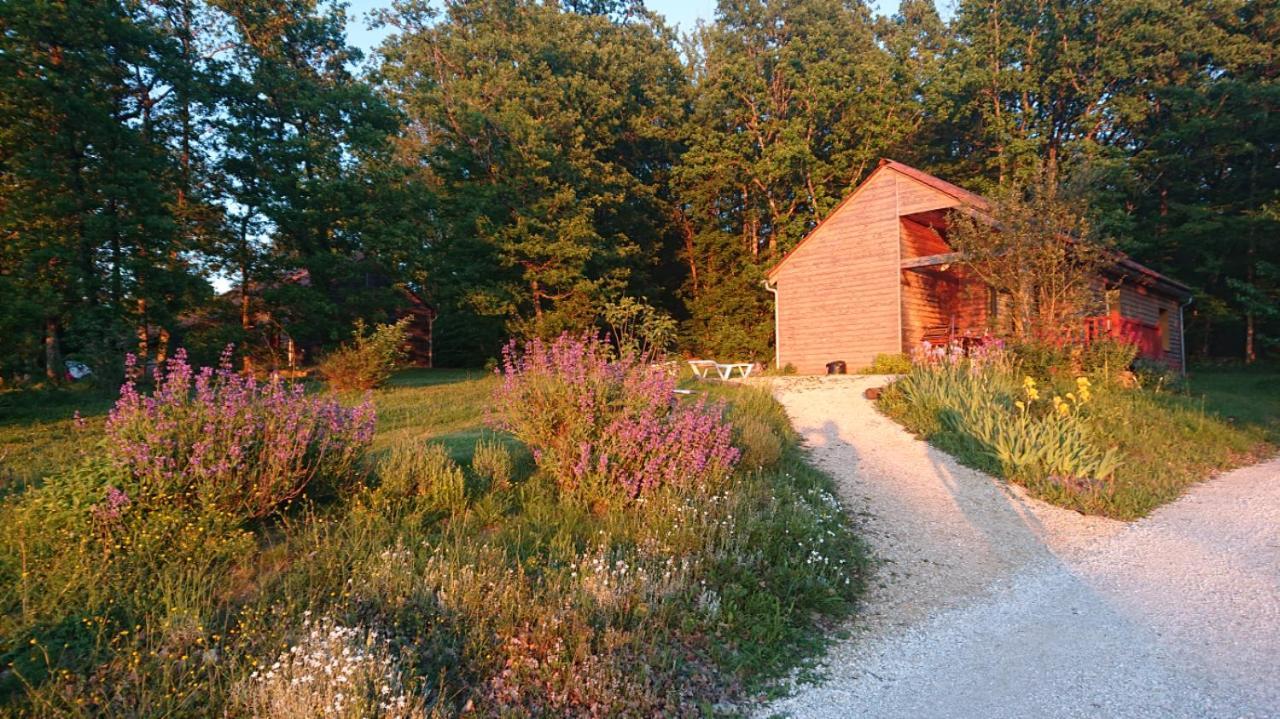 Le Village Enchanteur La Chapelle-Aubareil エクステリア 写真