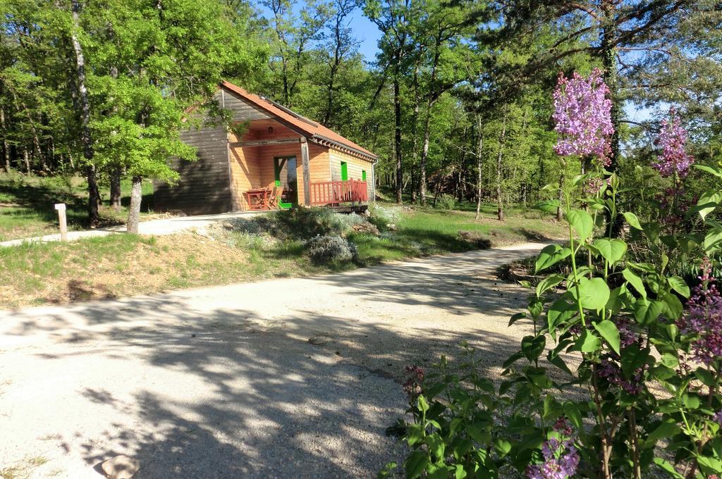 Le Village Enchanteur La Chapelle-Aubareil エクステリア 写真