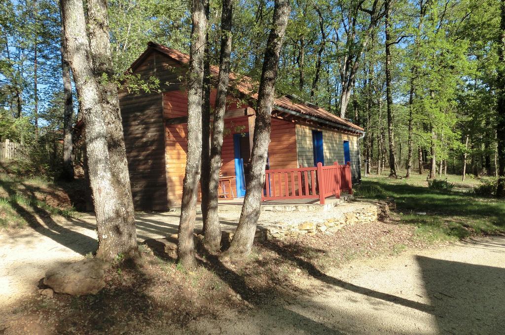 Le Village Enchanteur La Chapelle-Aubareil エクステリア 写真