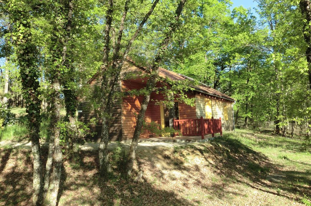 Le Village Enchanteur La Chapelle-Aubareil エクステリア 写真